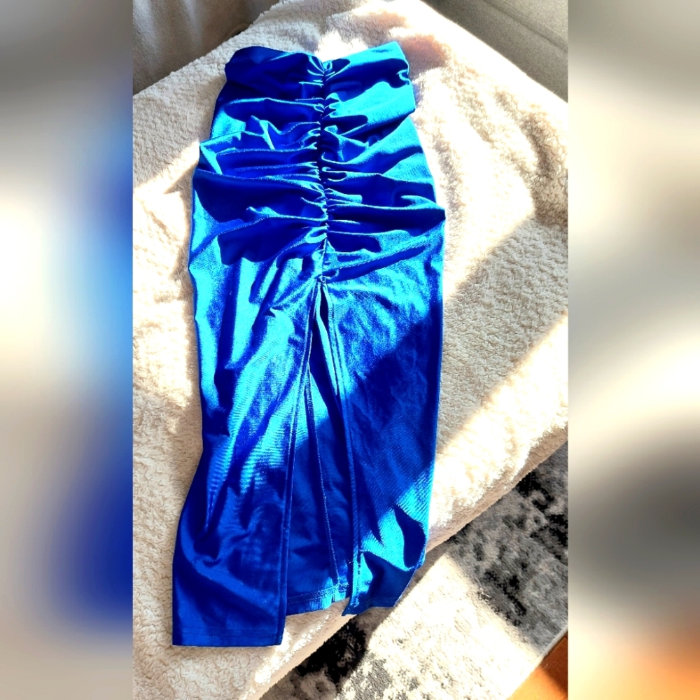 ❤️‍🔥Vibrant Blue Ruched Strapless Dress